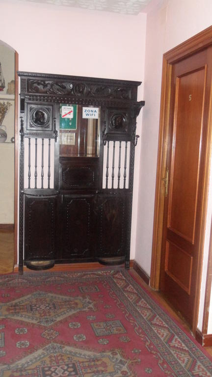 Hostal Suárez Madri Exterior foto